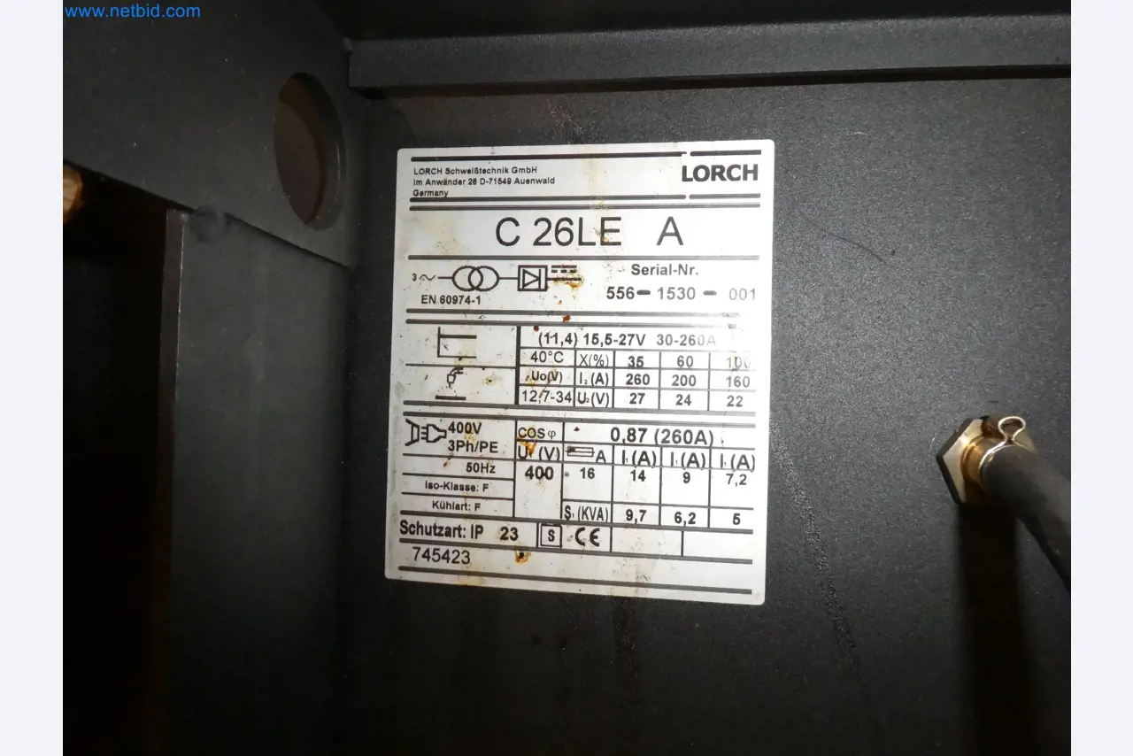 Roboti, varilna oprema in pripomočki za montažo iz avtomobilske industrije-3