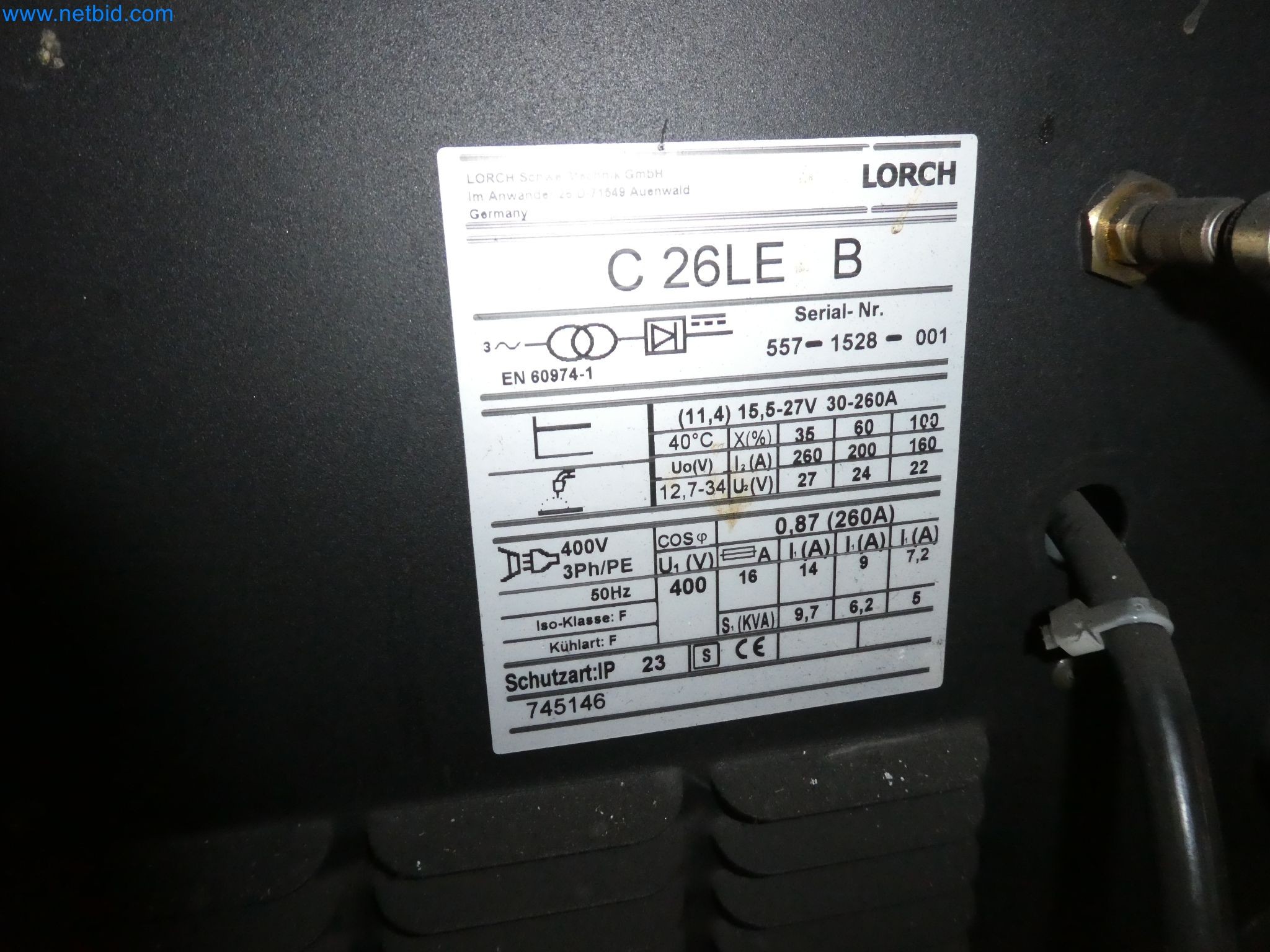 Roboti, varilna oprema in pripomočki za montažo iz avtomobilske industrije-5