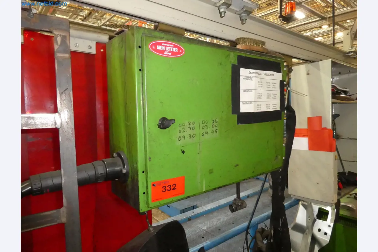 Robôs, equipamento de soldadura e acessórios de montagem da indústria automóvel-4