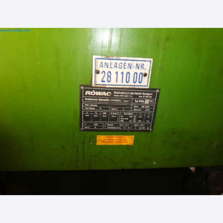 Robots, welding equipment and assembly accessories from the automotive industry-1