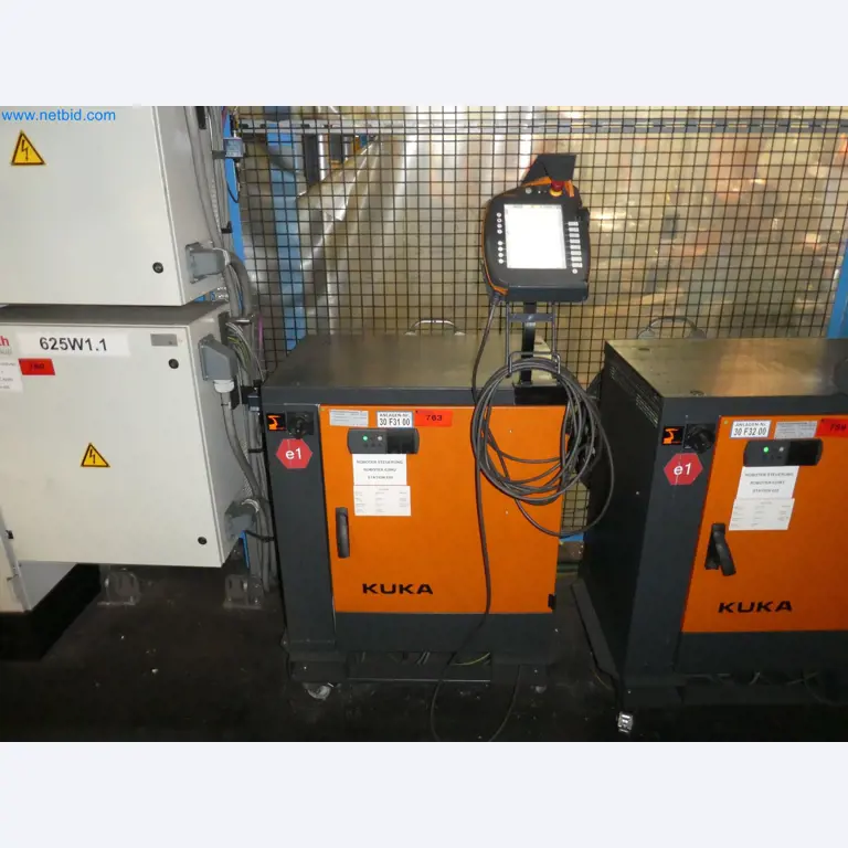 Robots, welding equipment and assembly accessories from the automotive industry-104