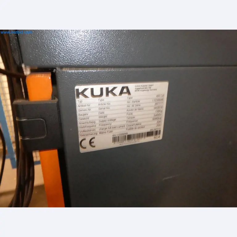 Robots, welding equipment and assembly accessories from the automotive industry-116