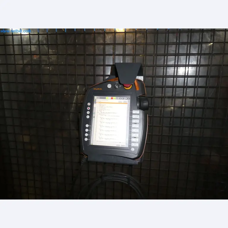 Robots, welding equipment and assembly accessories from the automotive industry-120