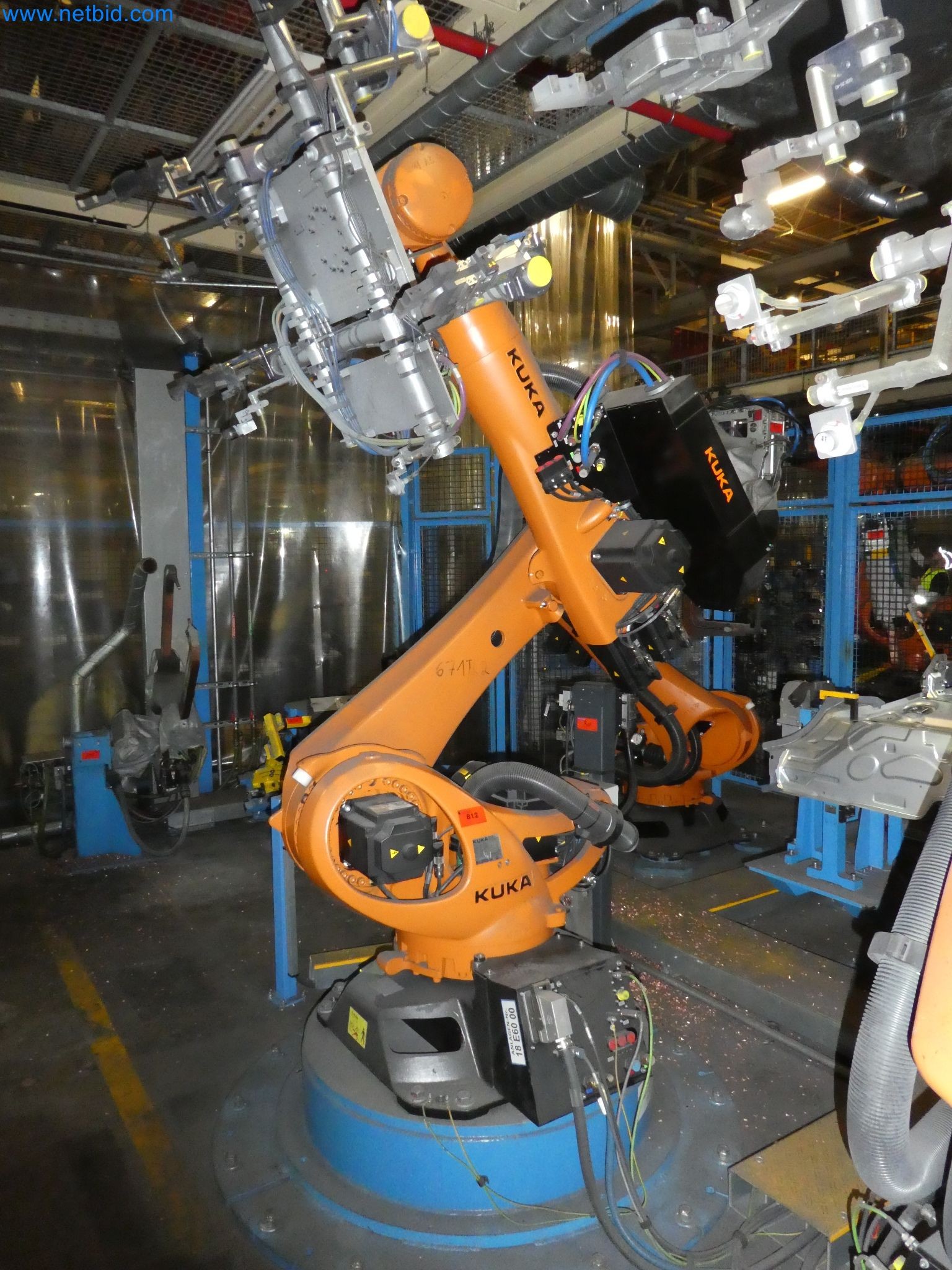 Robots, welding equipment and assembly accessories from the automotive industry-123