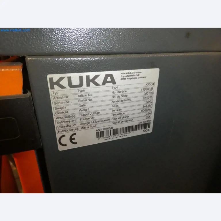 Robots, welding equipment and assembly accessories from the automotive industry-15