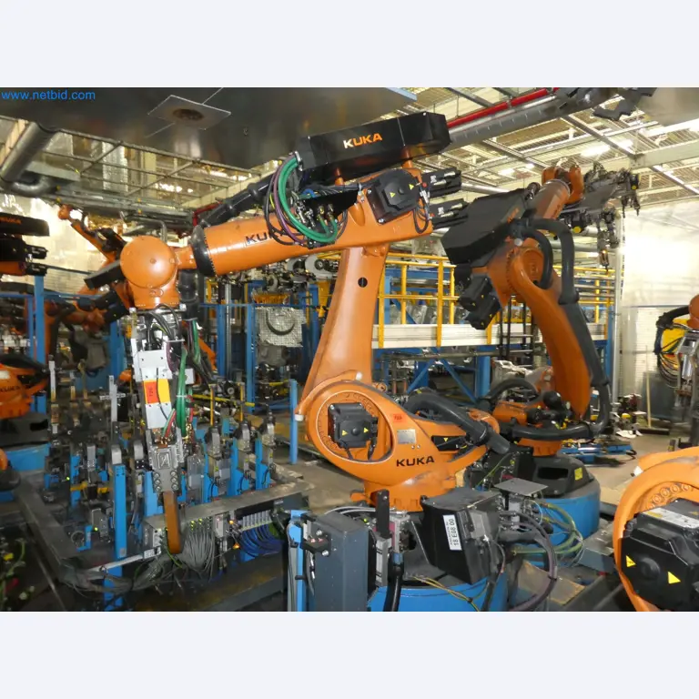 Robots, welding equipment and assembly accessories from the automotive industry-16