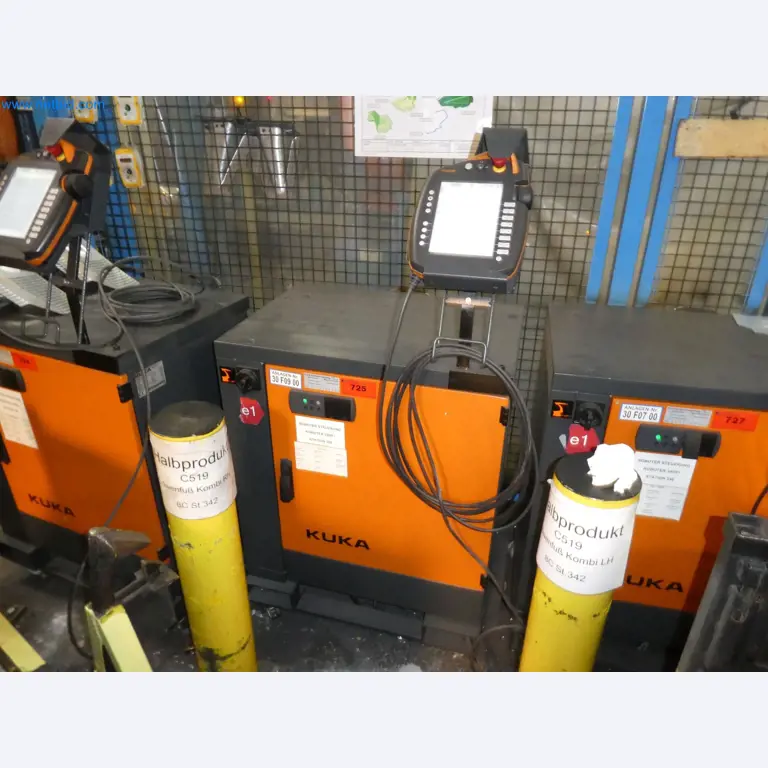 Robots, welding equipment and assembly accessories from the automotive industry-19