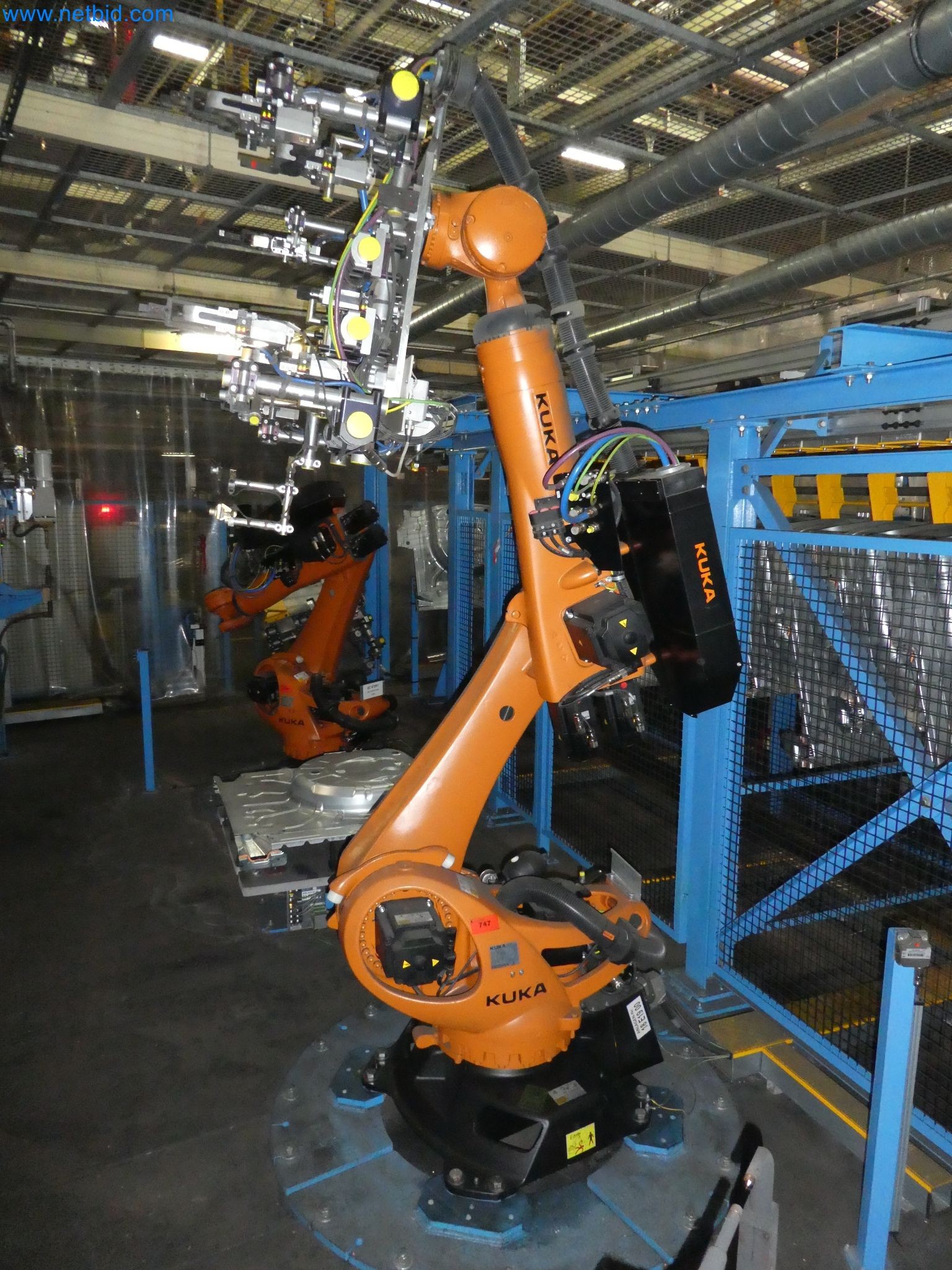 Robots, welding equipment and assembly accessories from the automotive industry-49