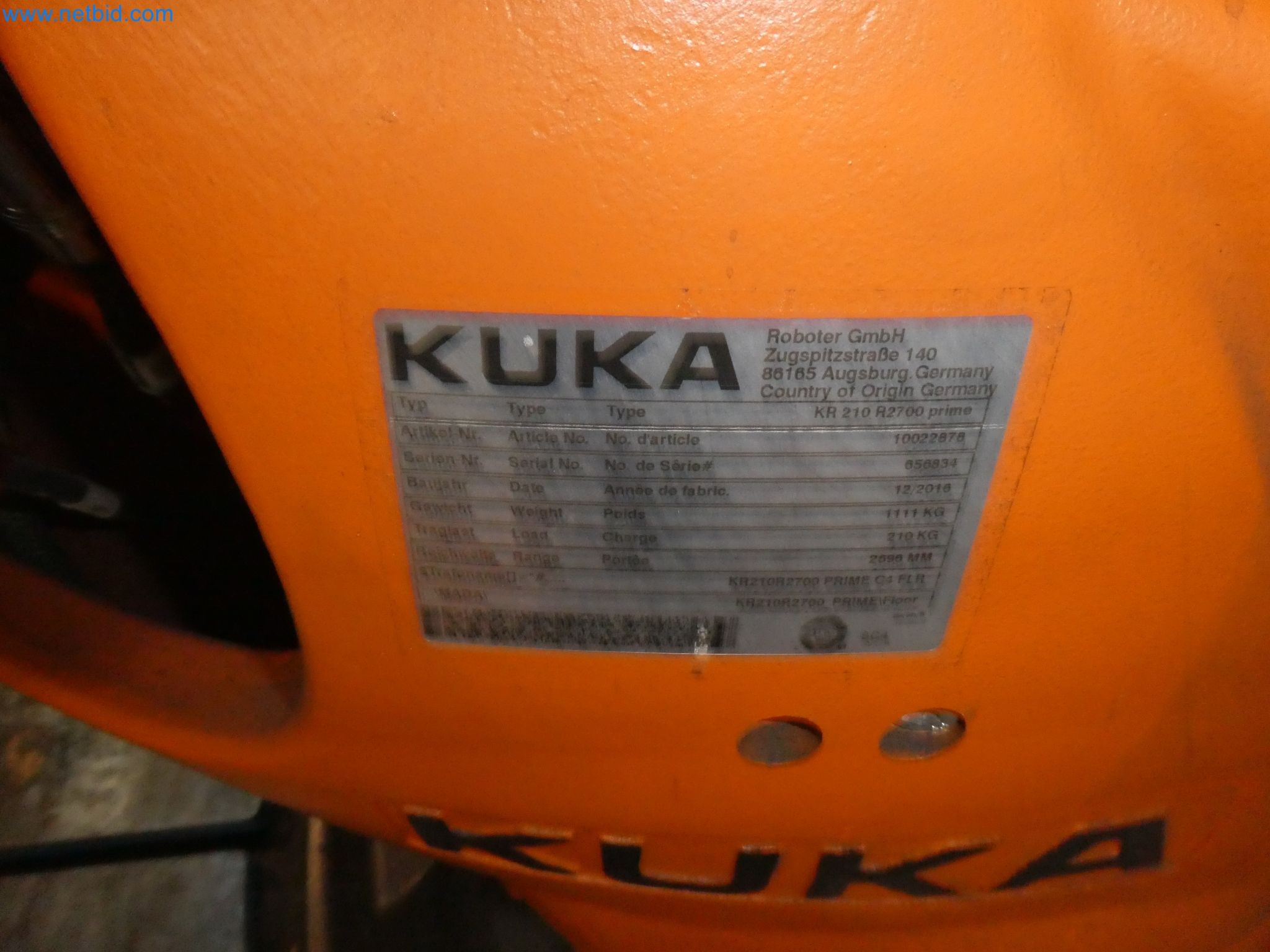 Robots, welding equipment and assembly accessories from the automotive industry-50