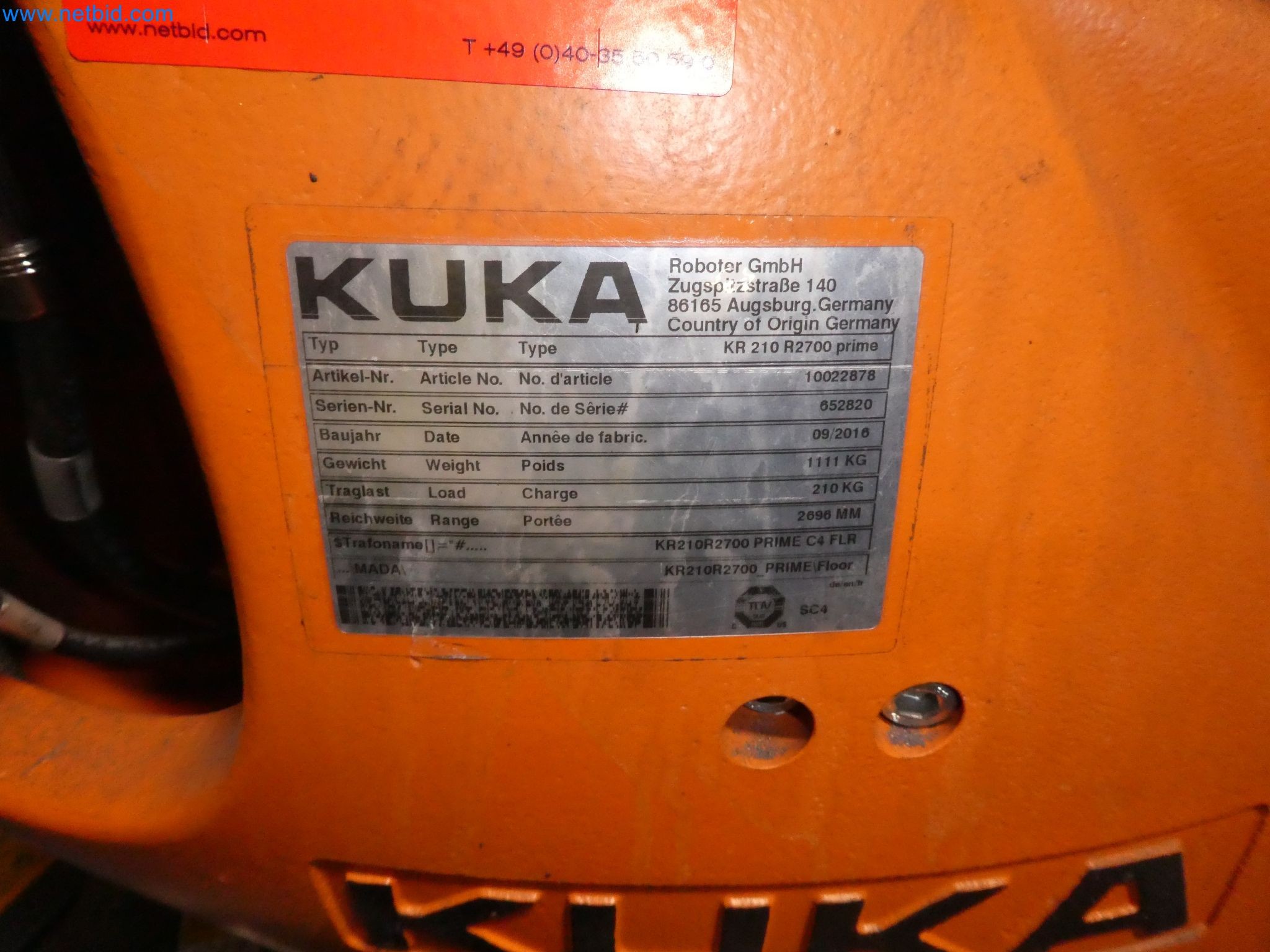 Robots, welding equipment and assembly accessories from the automotive industry-53