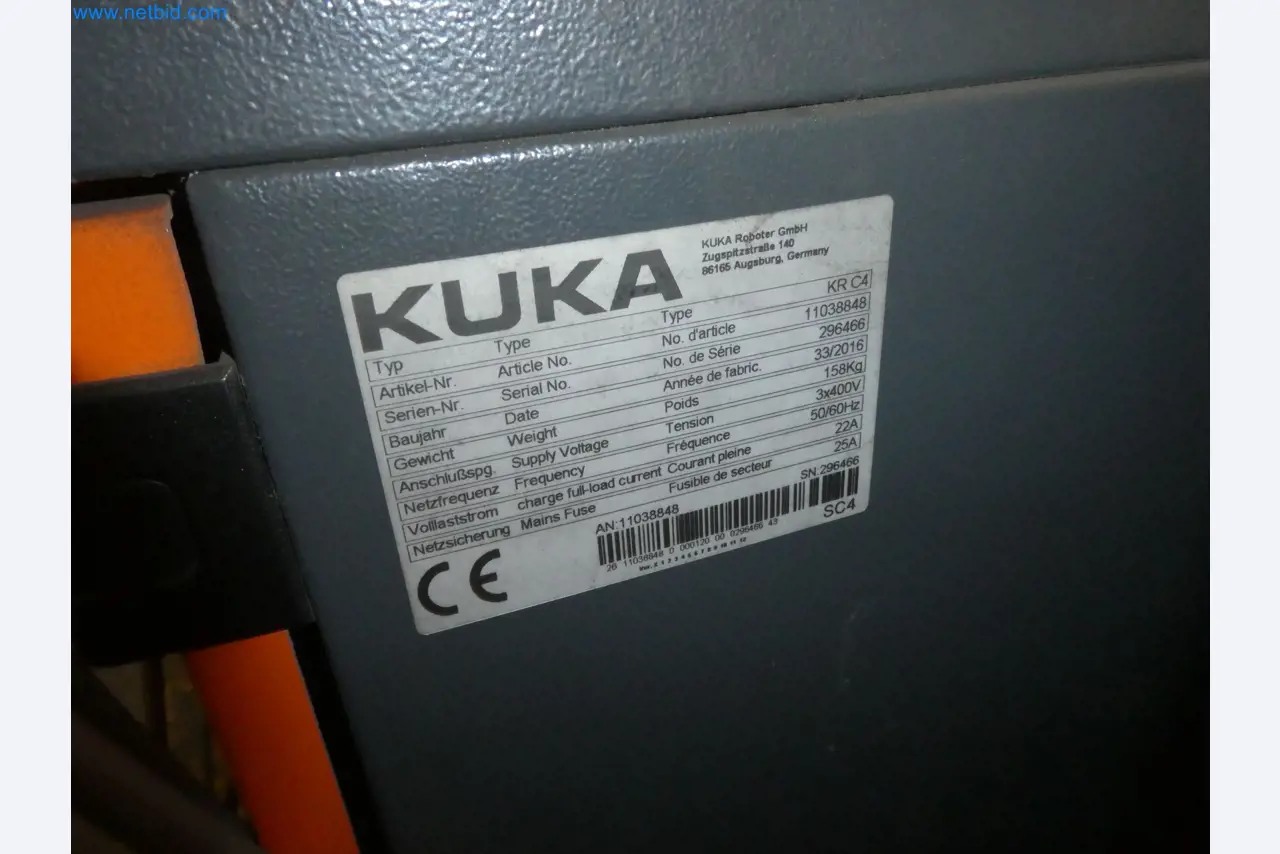 Robots, welding equipment and assembly accessories from the automotive industry-62