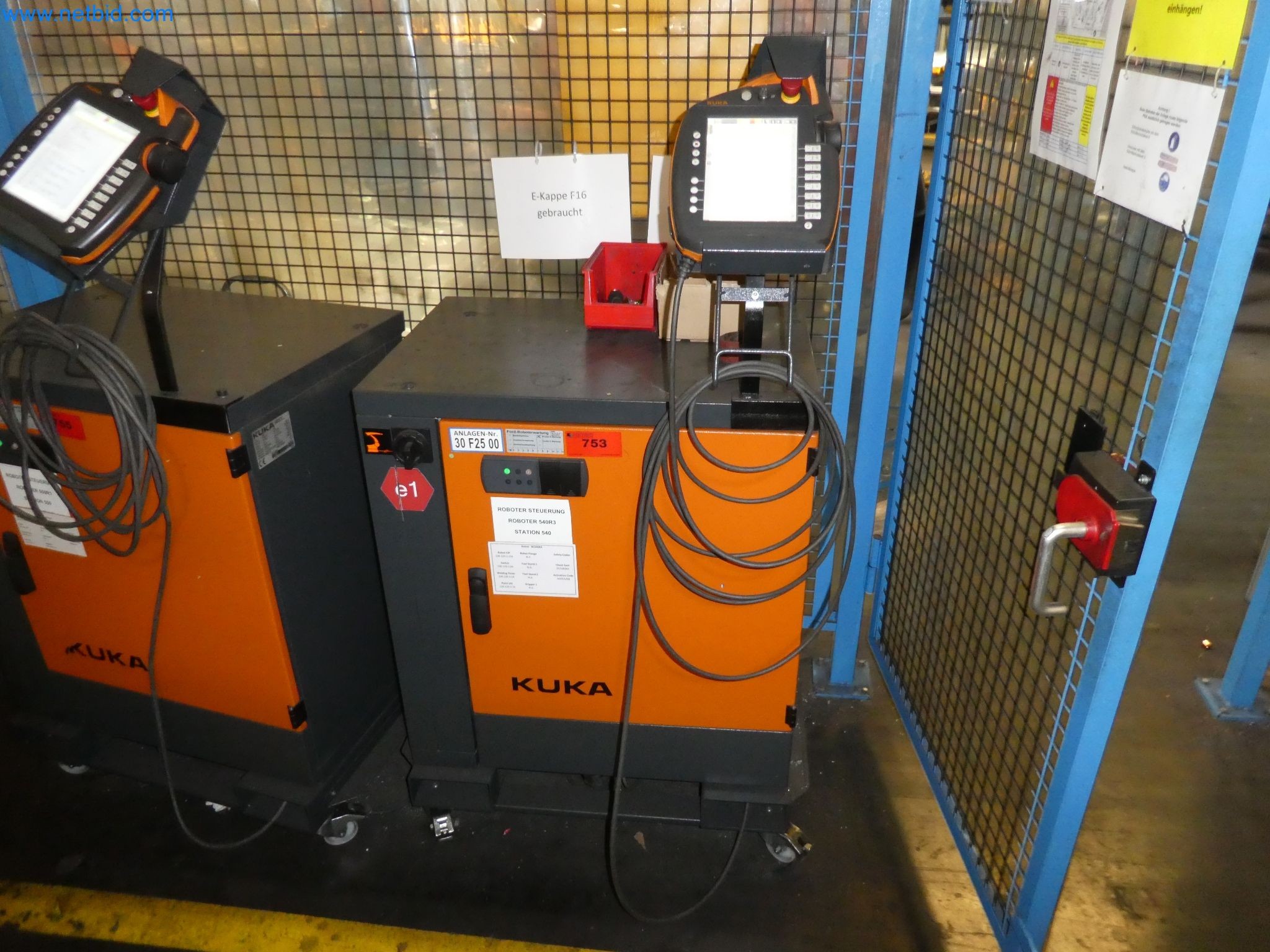 Robots, welding equipment and assembly accessories from the automotive industry-76