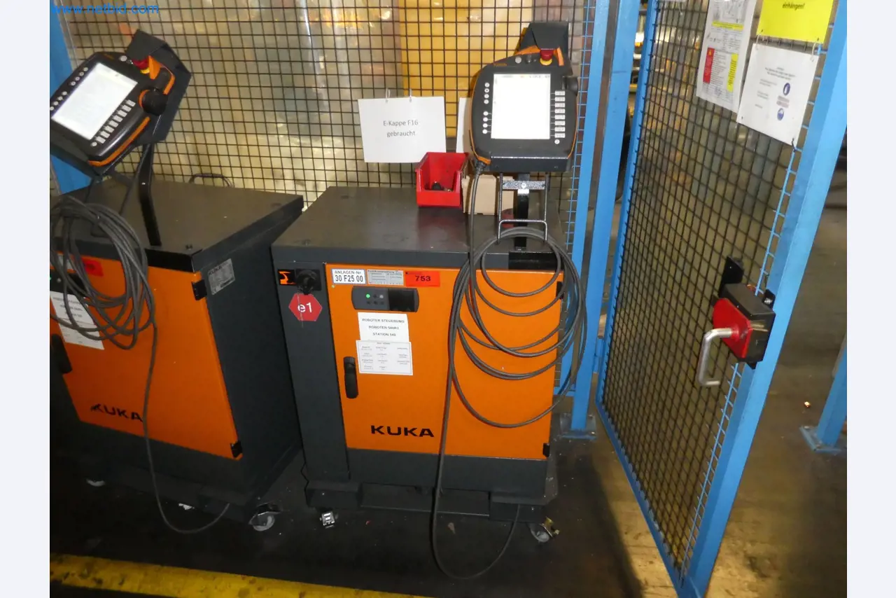 Robots, welding equipment and assembly accessories from the automotive industry-76