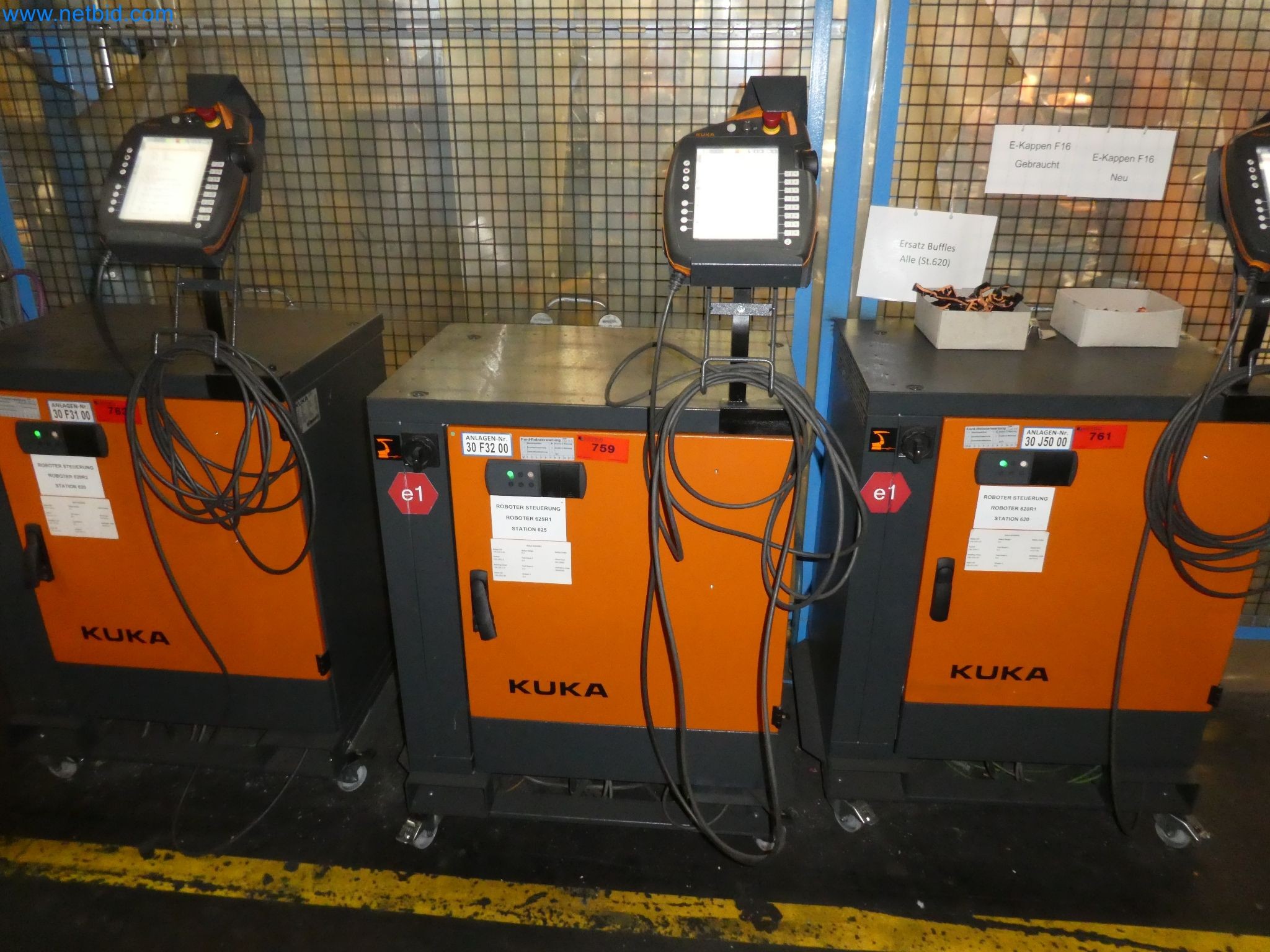 Robots, welding equipment and assembly accessories from the automotive industry-85