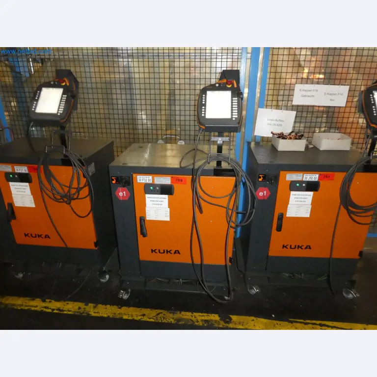 Robots, welding equipment and assembly accessories from the automotive industry-85