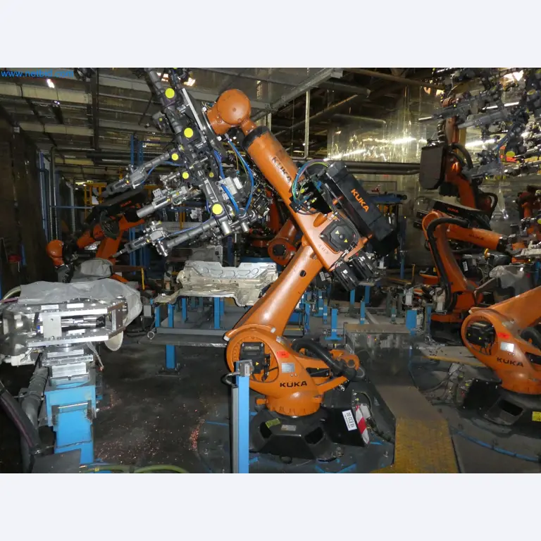 Robots, welding equipment and assembly accessories from the automotive industry-89