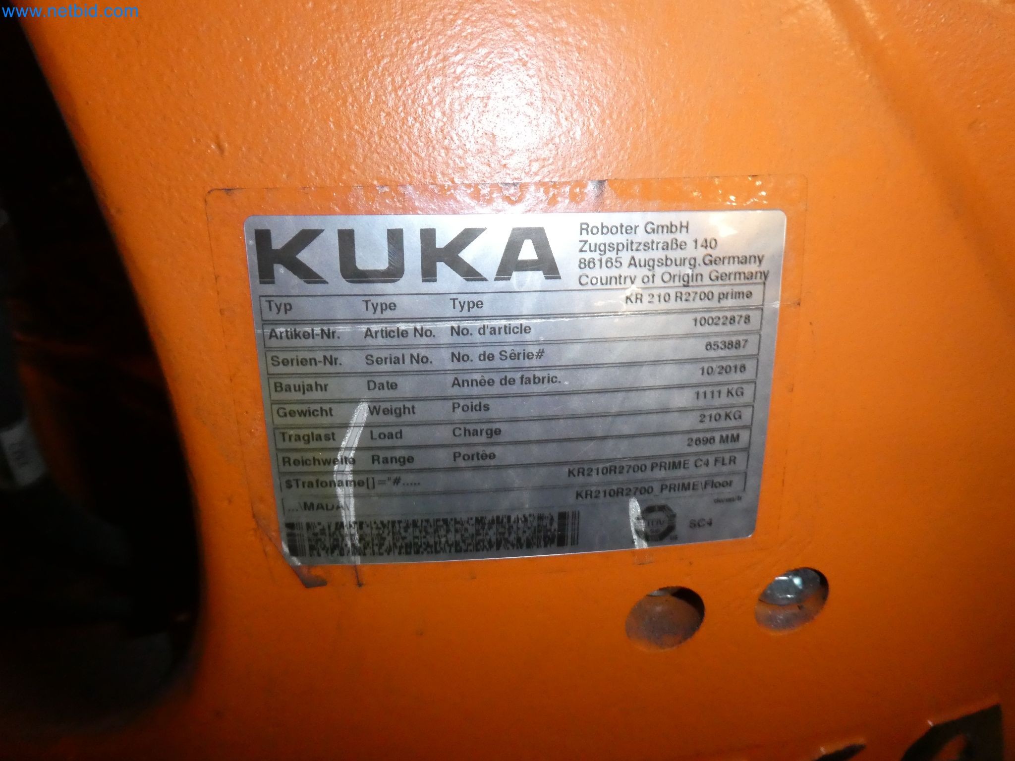 Robots, welding equipment and assembly accessories from the automotive industry-111