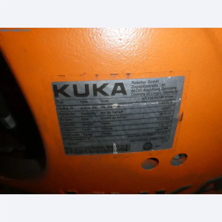 Robots, welding equipment and assembly accessories from the automotive industry-119