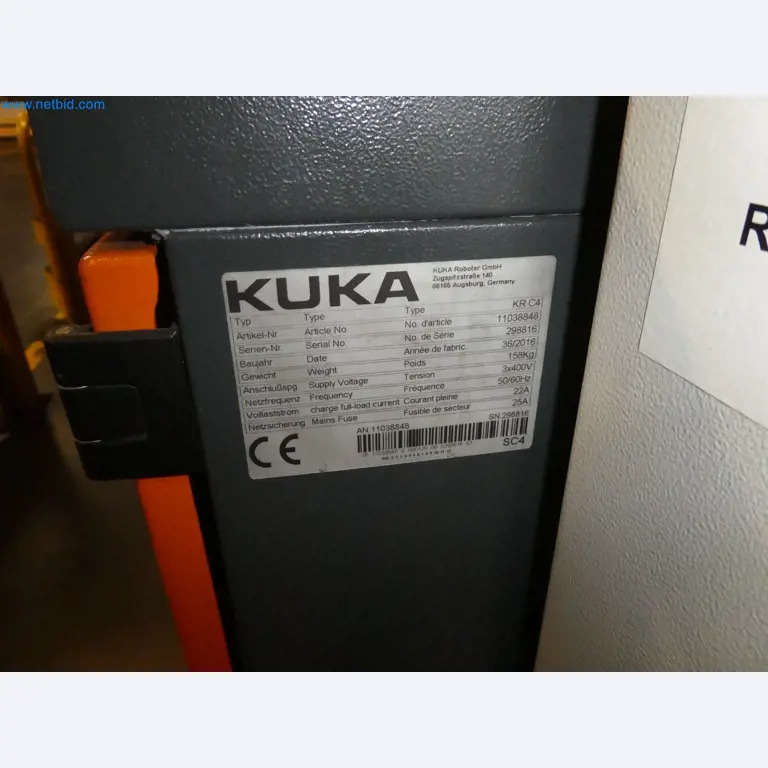 Robots, welding equipment and assembly accessories from the automotive industry-123