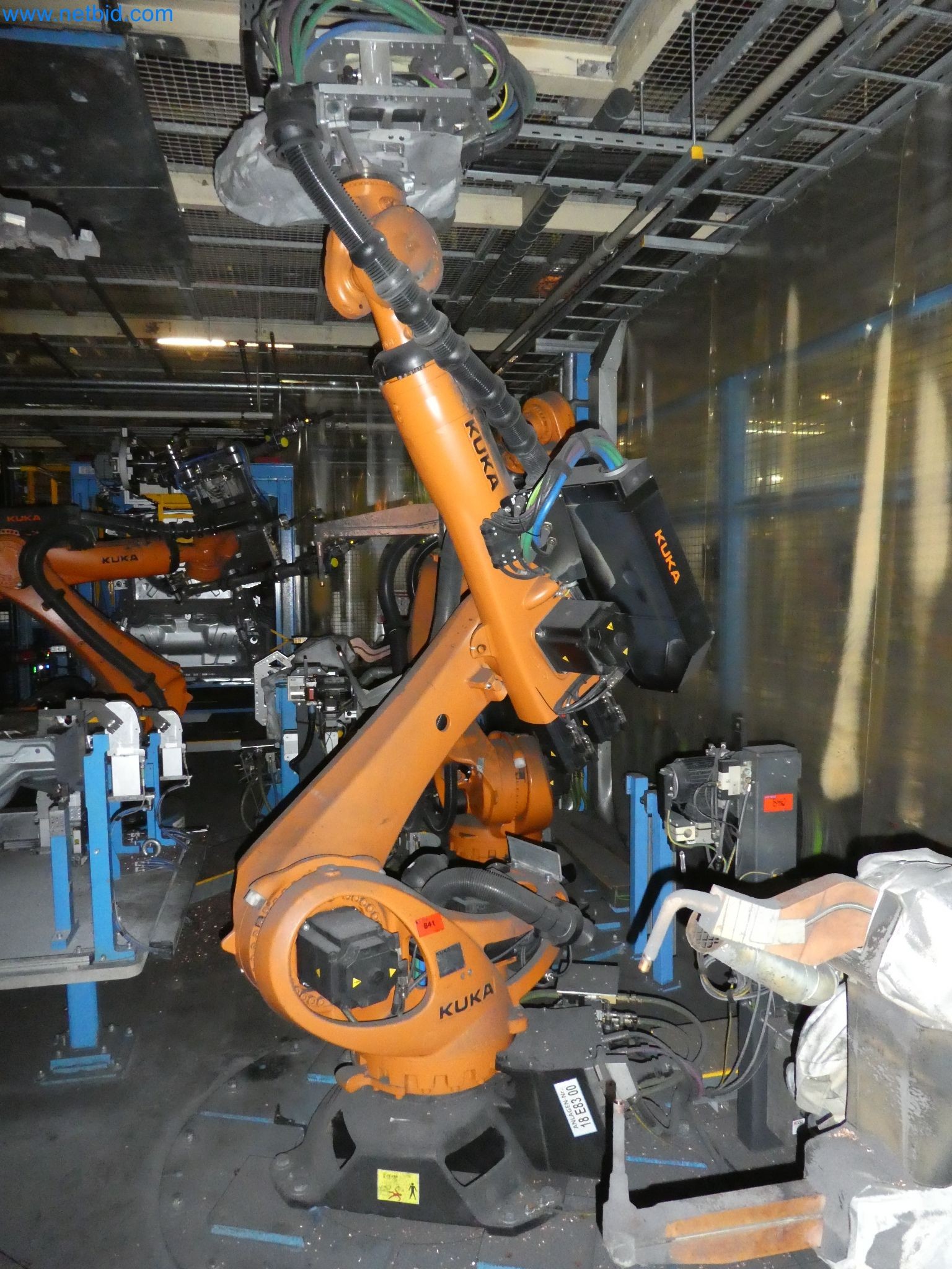 Robots, welding equipment and assembly accessories from the automotive industry-126