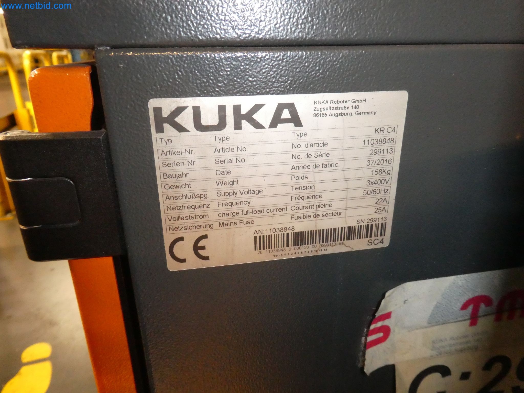 Robots, welding equipment and assembly accessories from the automotive industry-137