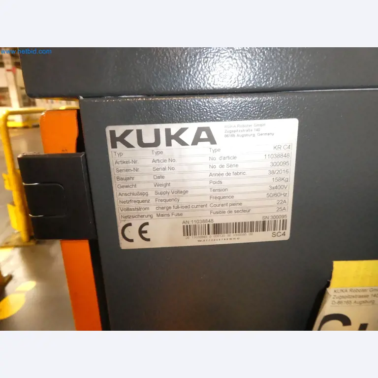 Robots, welding equipment and assembly accessories from the automotive industry-142