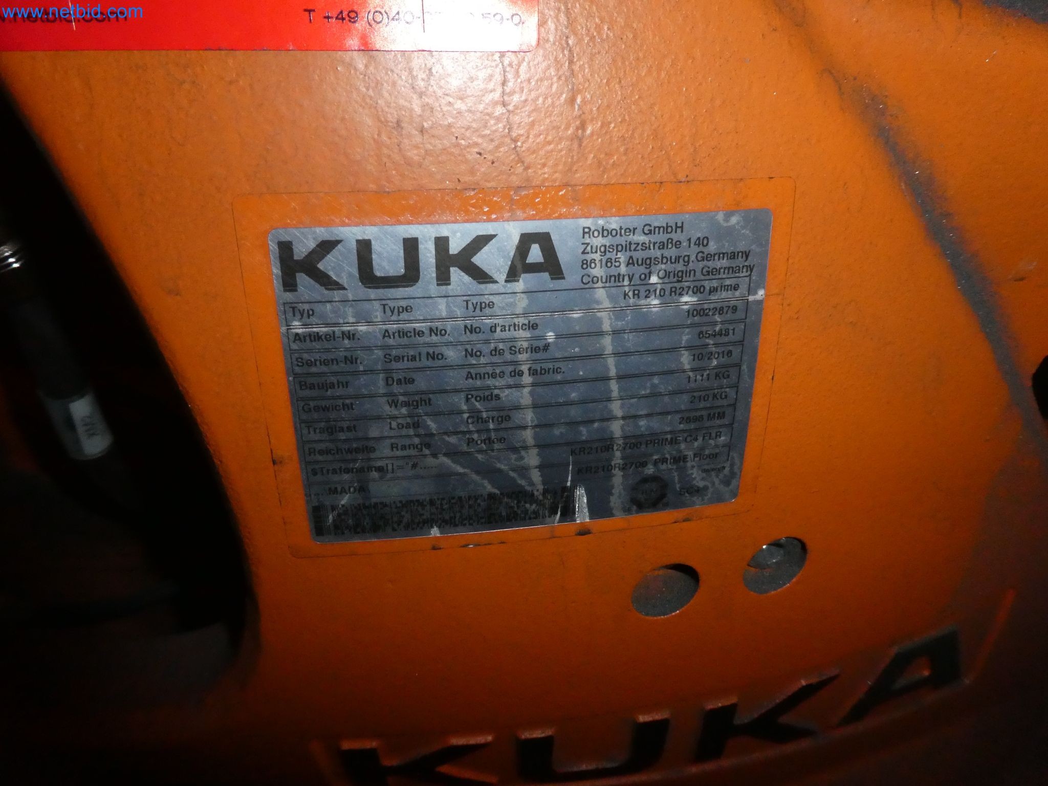 Robots, welding equipment and assembly accessories from the automotive industry-155