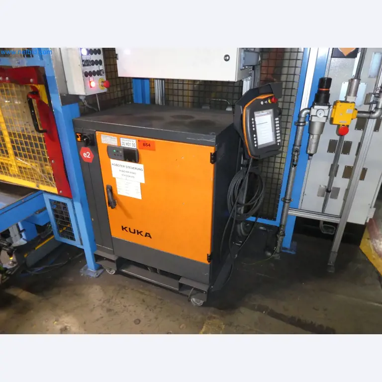 Robots, welding equipment and assembly accessories from the automotive industry-158