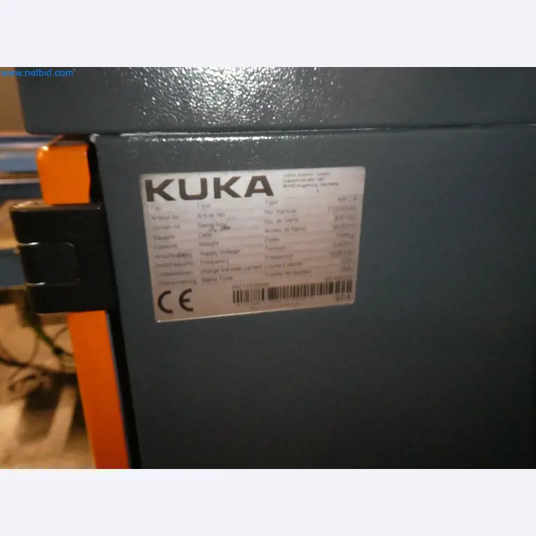 Robots, welding equipment and assembly accessories from the automotive industry-159