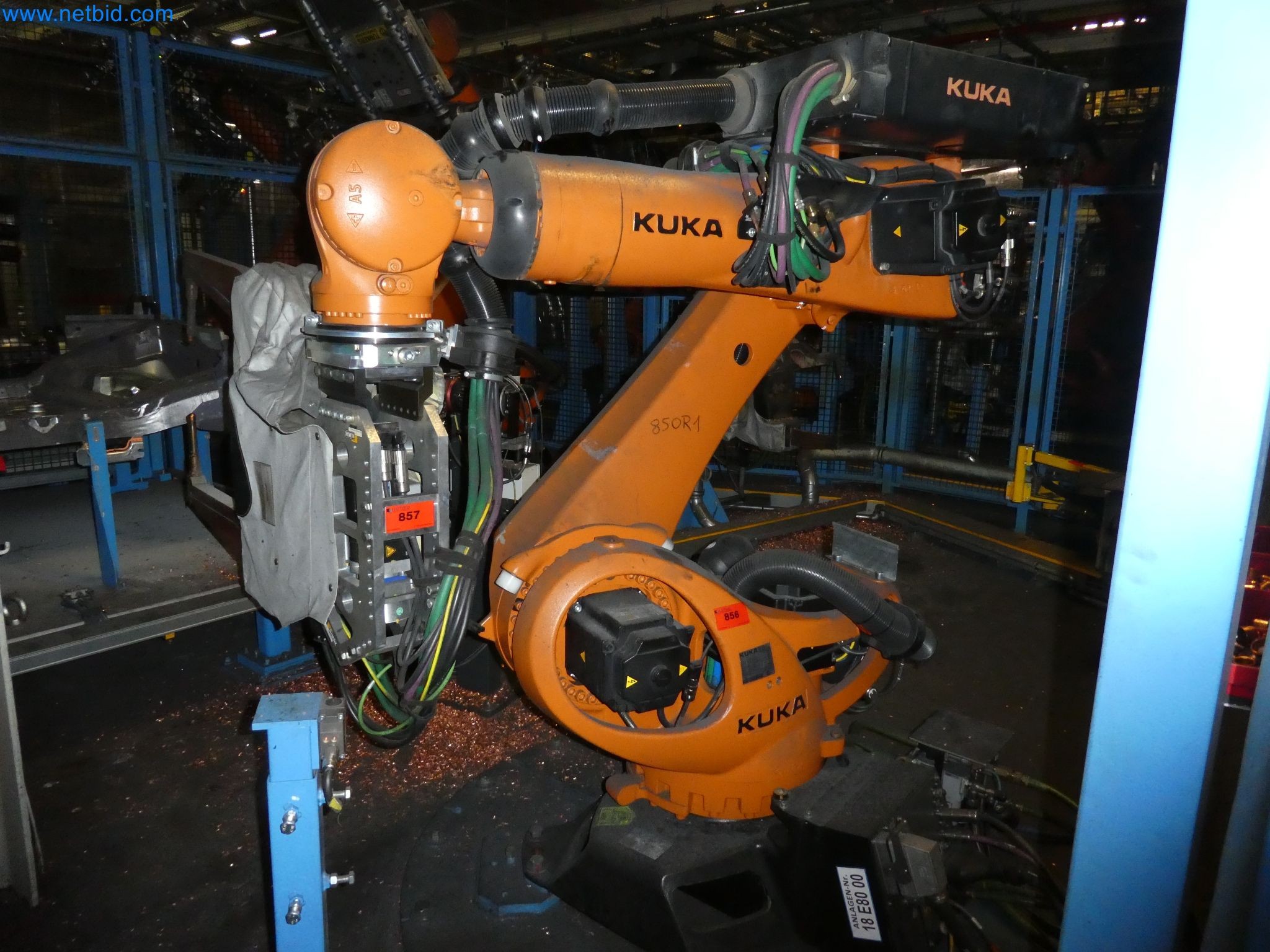 Robots, welding equipment and assembly accessories from the automotive industry-166