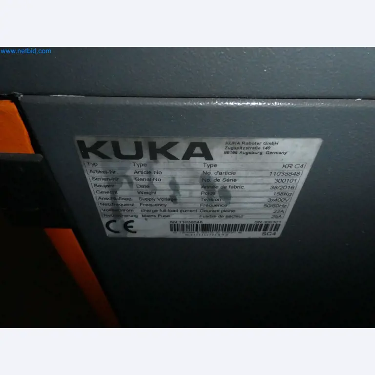 Robots, welding equipment and assembly accessories from the automotive industry-167