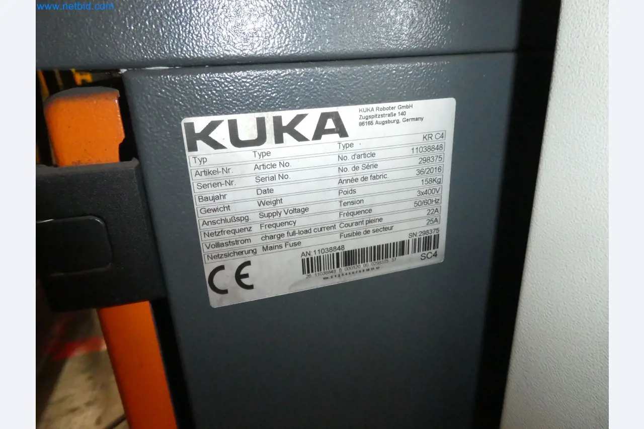 Robots, welding equipment and assembly accessories from the automotive industry-17