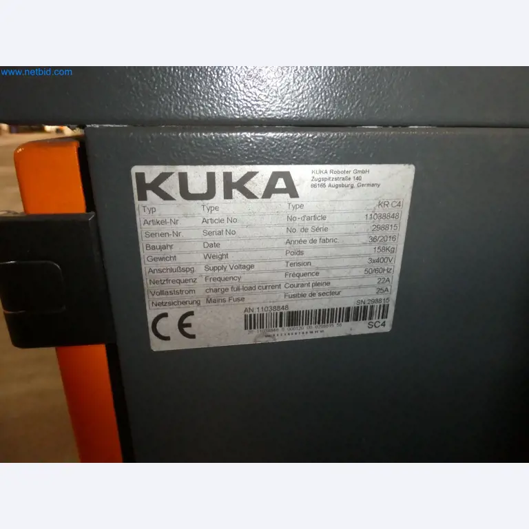 Robots, welding equipment and assembly accessories from the automotive industry-180