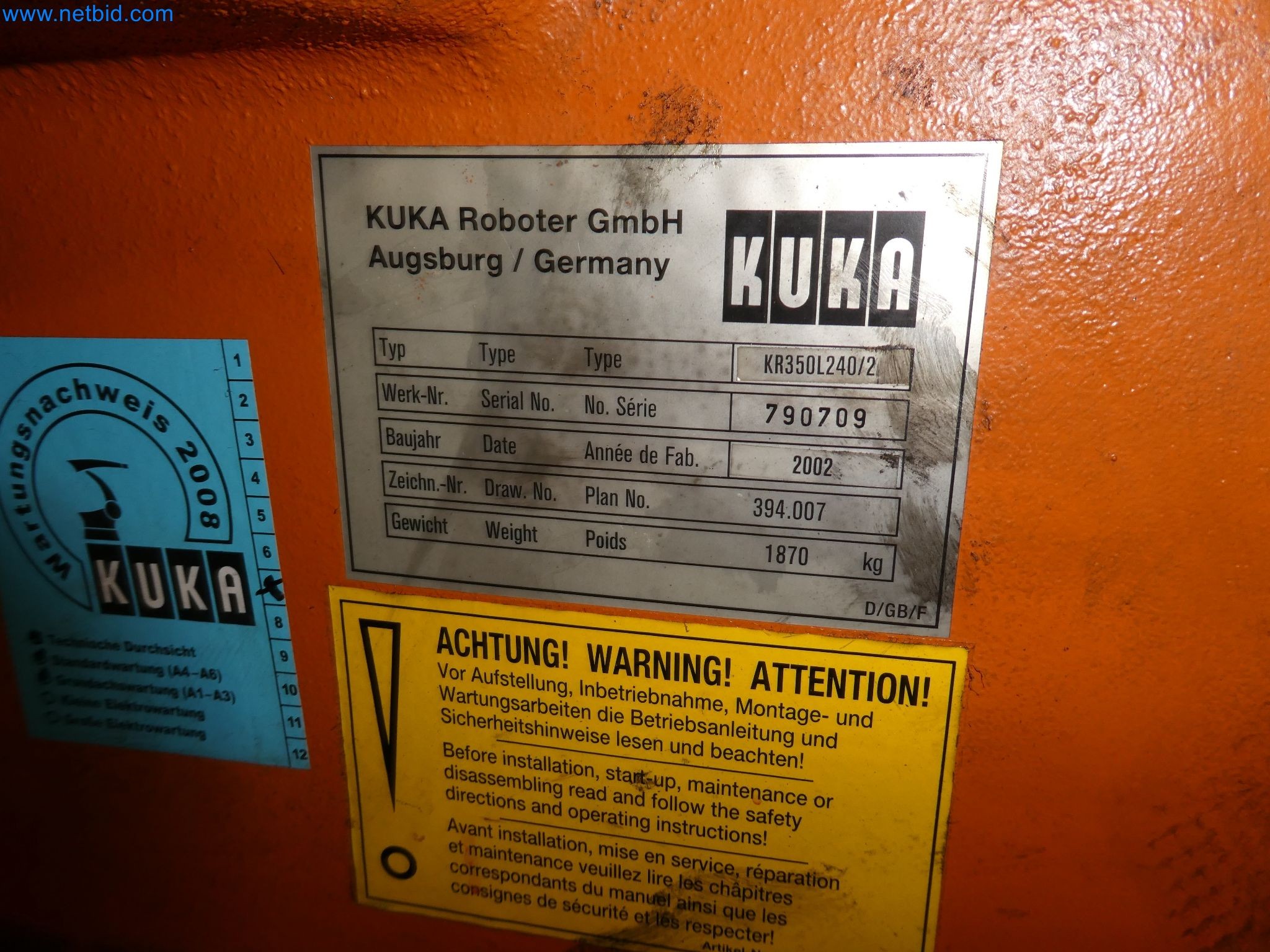 Robots, welding equipment and assembly accessories from the automotive industry-187