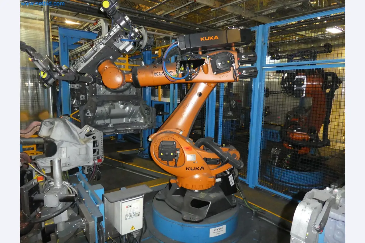 Robots, welding equipment and assembly accessories from the automotive industry-196