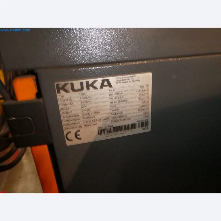 Robots, welding equipment and assembly accessories from the automotive industry-25