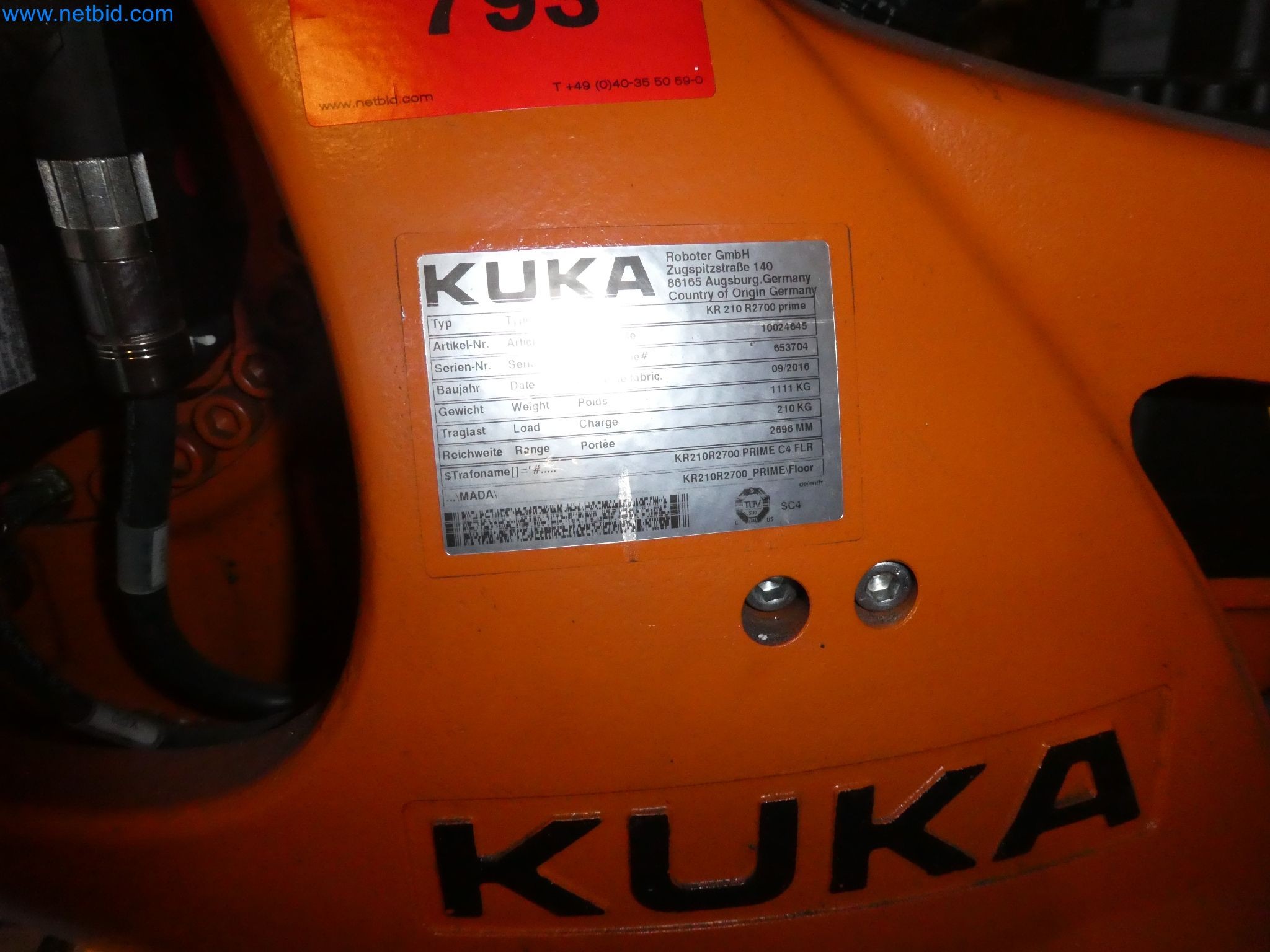 Robots, welding equipment and assembly accessories from the automotive industry-26