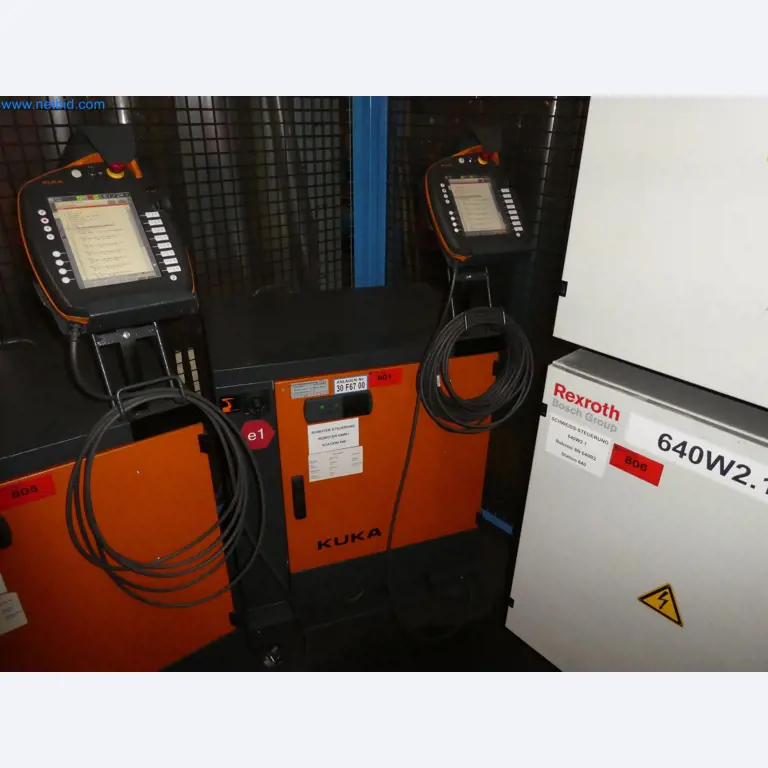 Robots, welding equipment and assembly accessories from the automotive industry-44