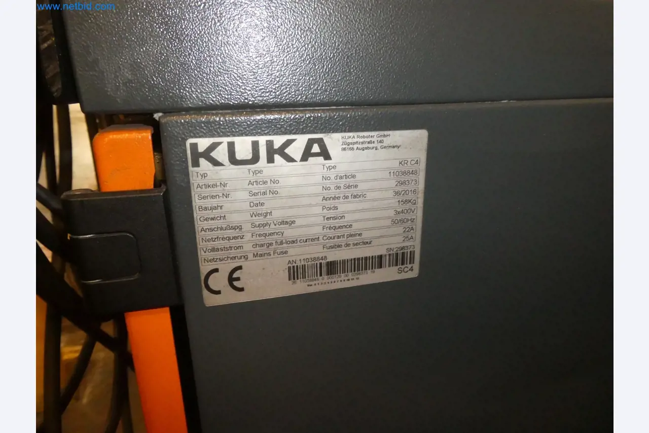 Robots, welding equipment and assembly accessories from the automotive industry-45