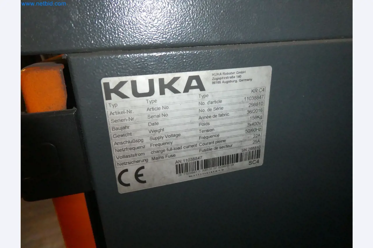 Robots, welding equipment and assembly accessories from the automotive industry-51