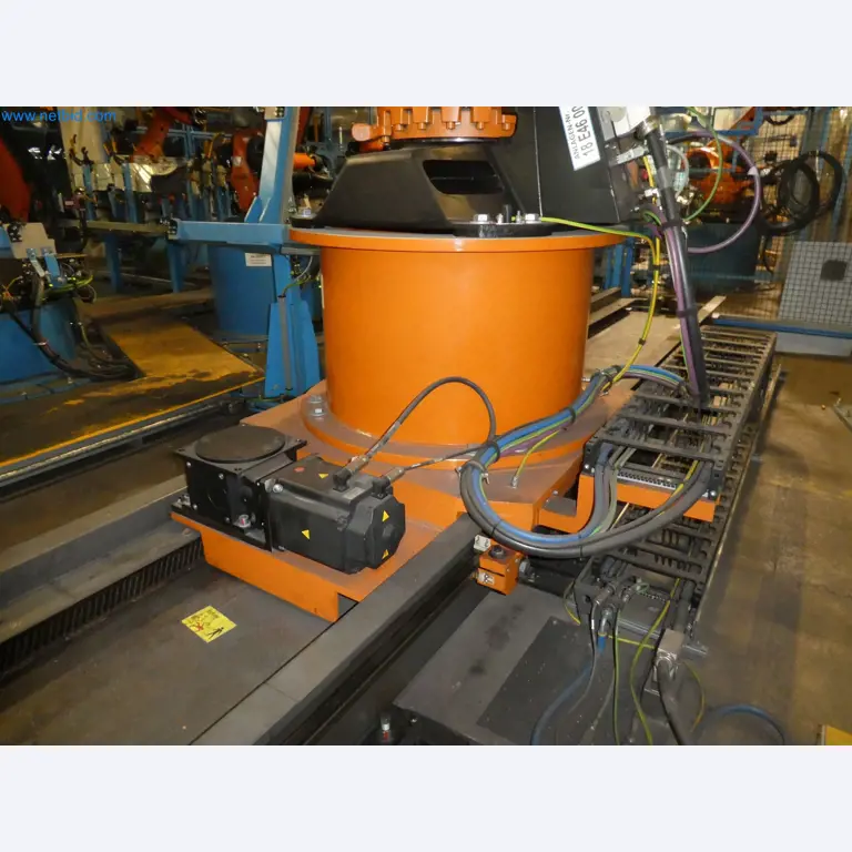 Robots, welding equipment and assembly accessories from the automotive industry-53