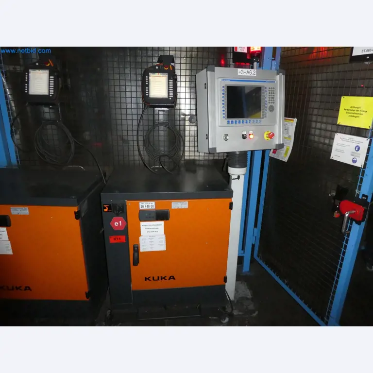 Robots, welding equipment and assembly accessories from the automotive industry-68