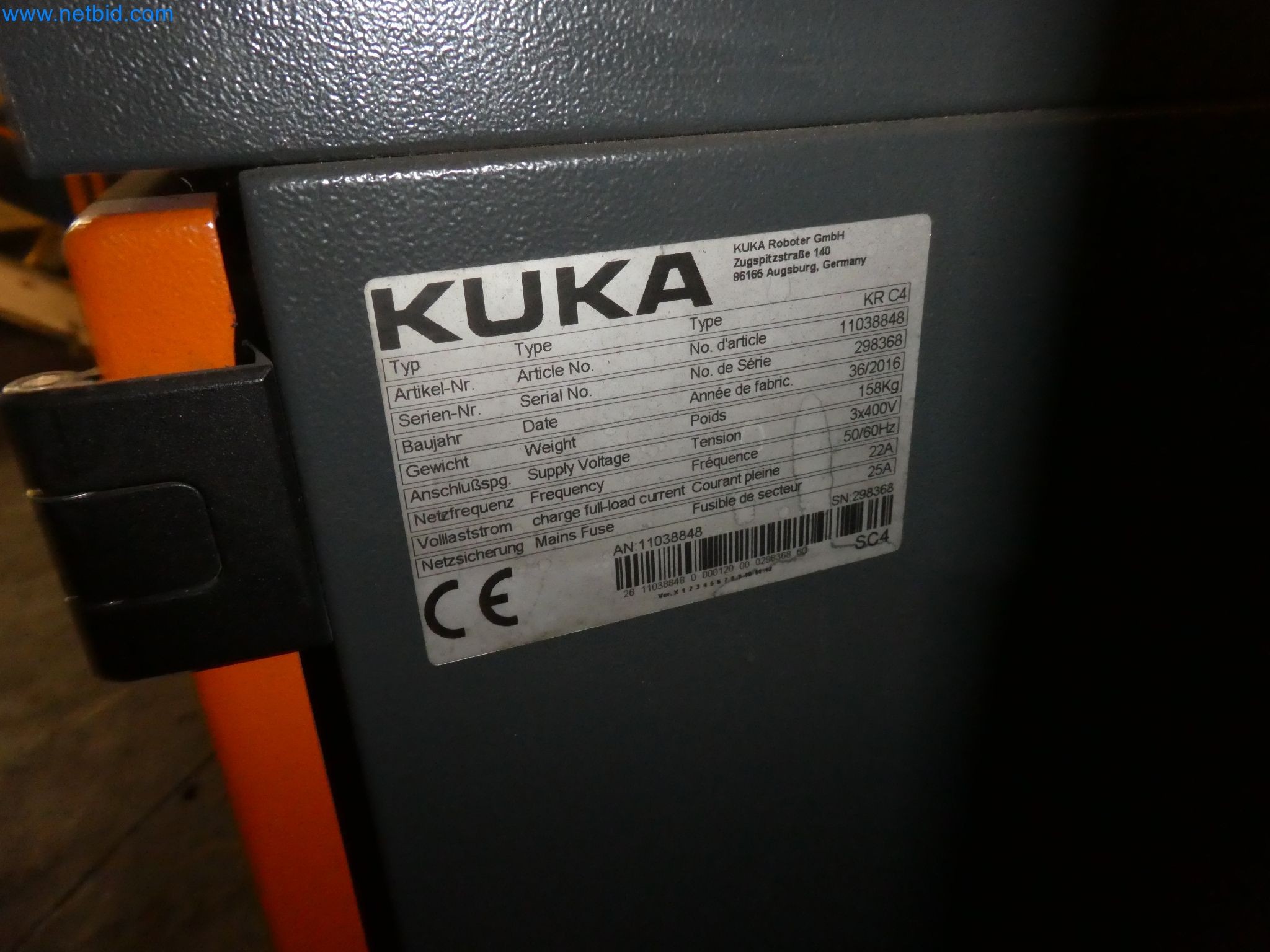 Robots, welding equipment and assembly accessories from the automotive industry-72