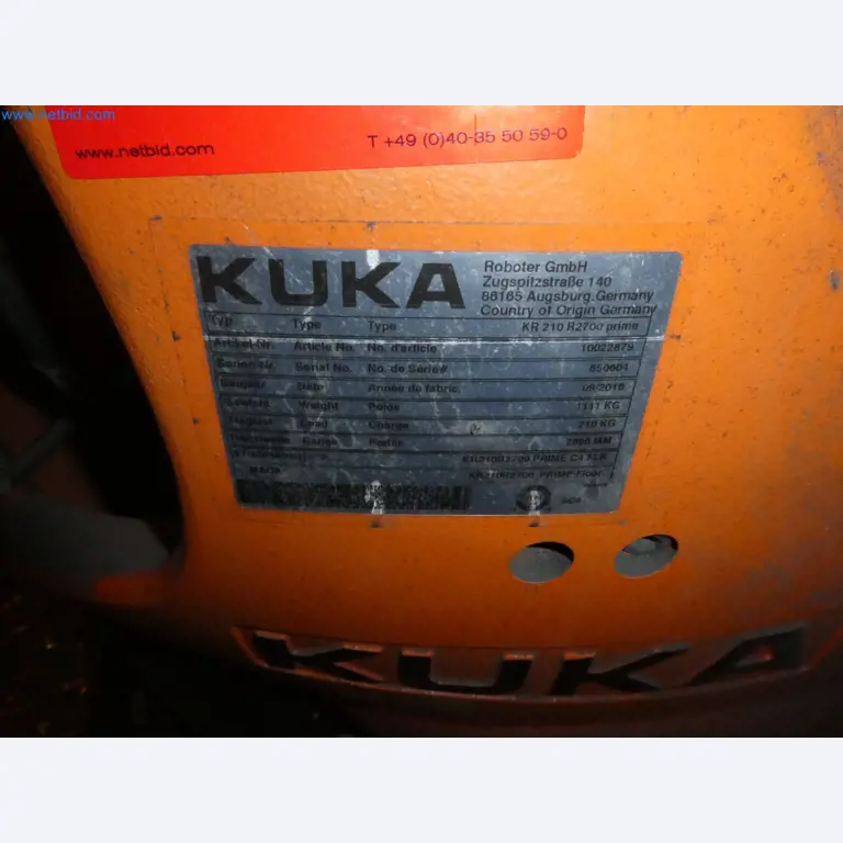 Robots, welding equipment and assembly accessories from the automotive industry-76