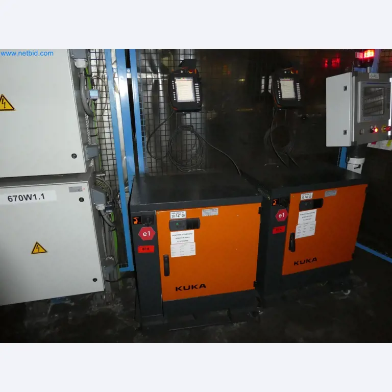 Robots, welding equipment and assembly accessories from the automotive industry-83