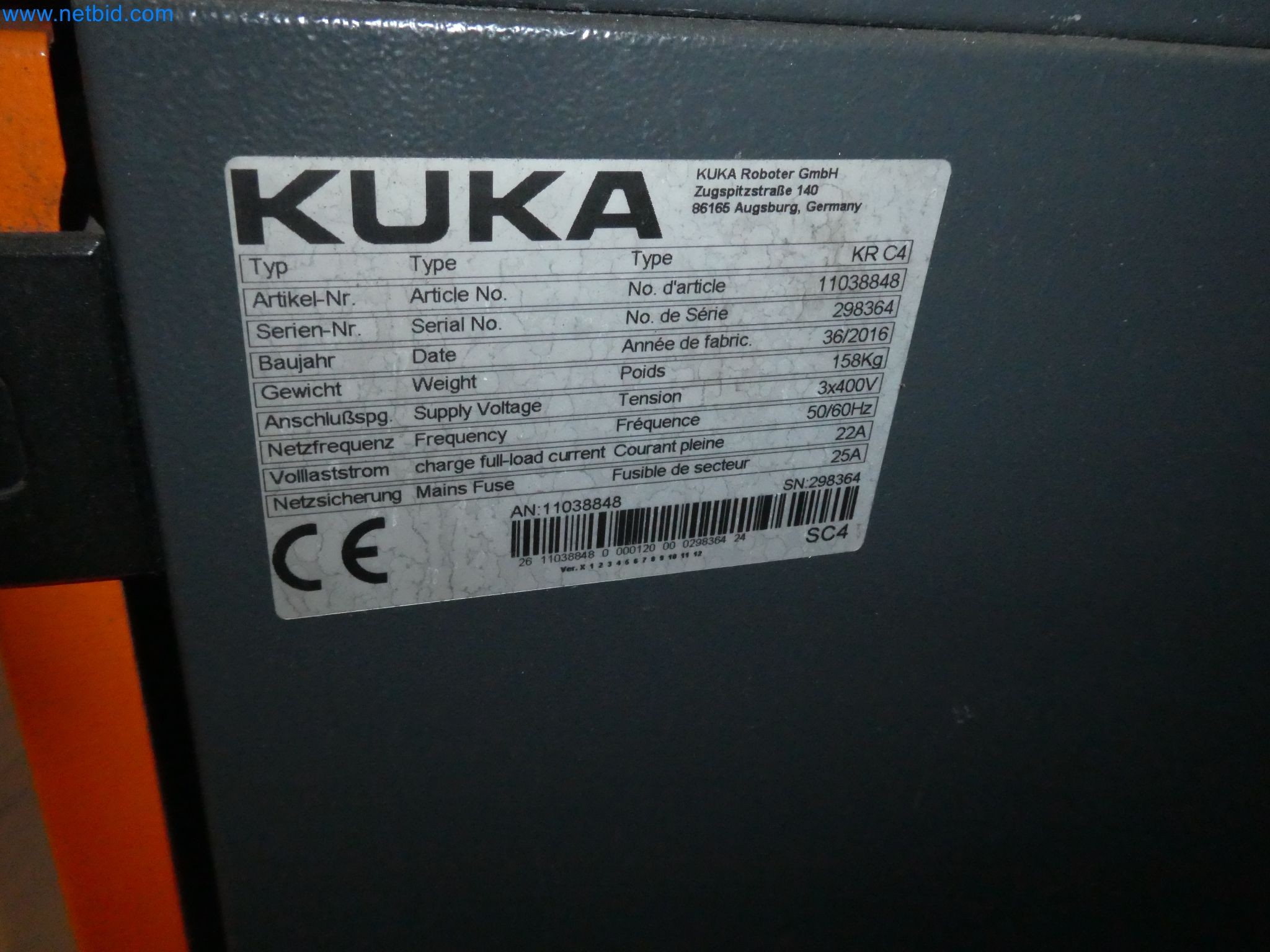 Robots, welding equipment and assembly accessories from the automotive industry-87