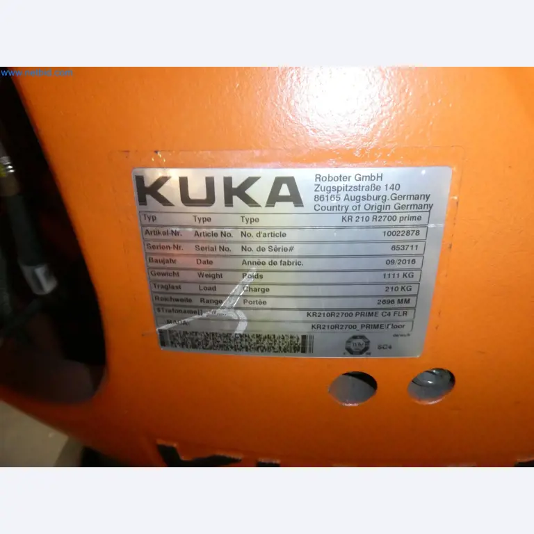 Robots, welding equipment and assembly accessories from the automotive industry-89