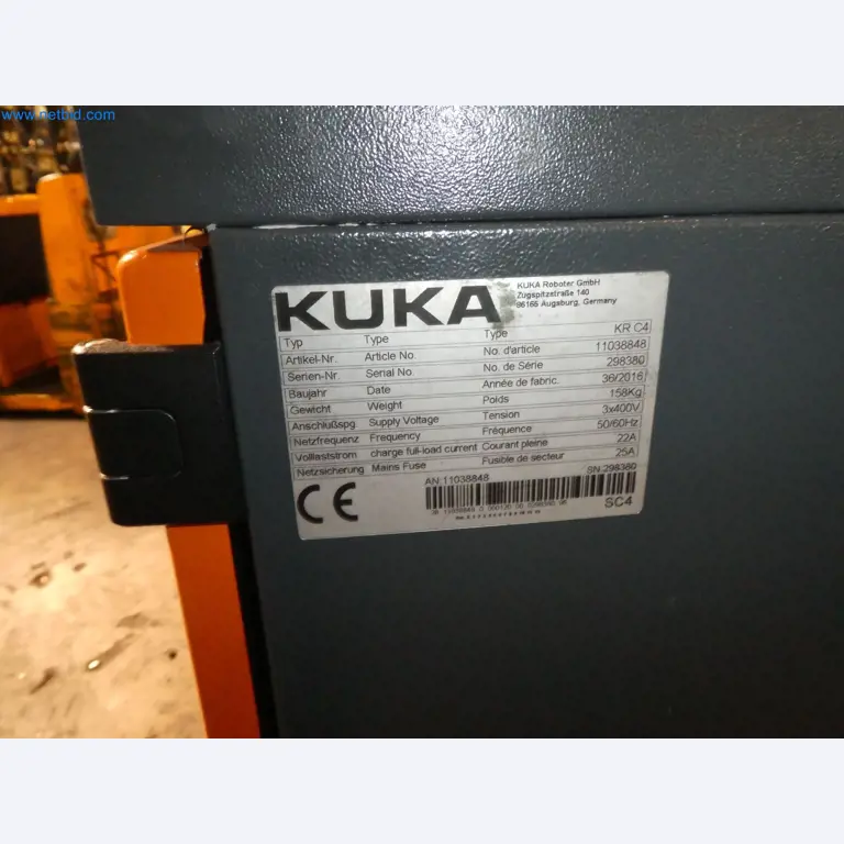 Robots, welding equipment and assembly accessories from the automotive industry-8