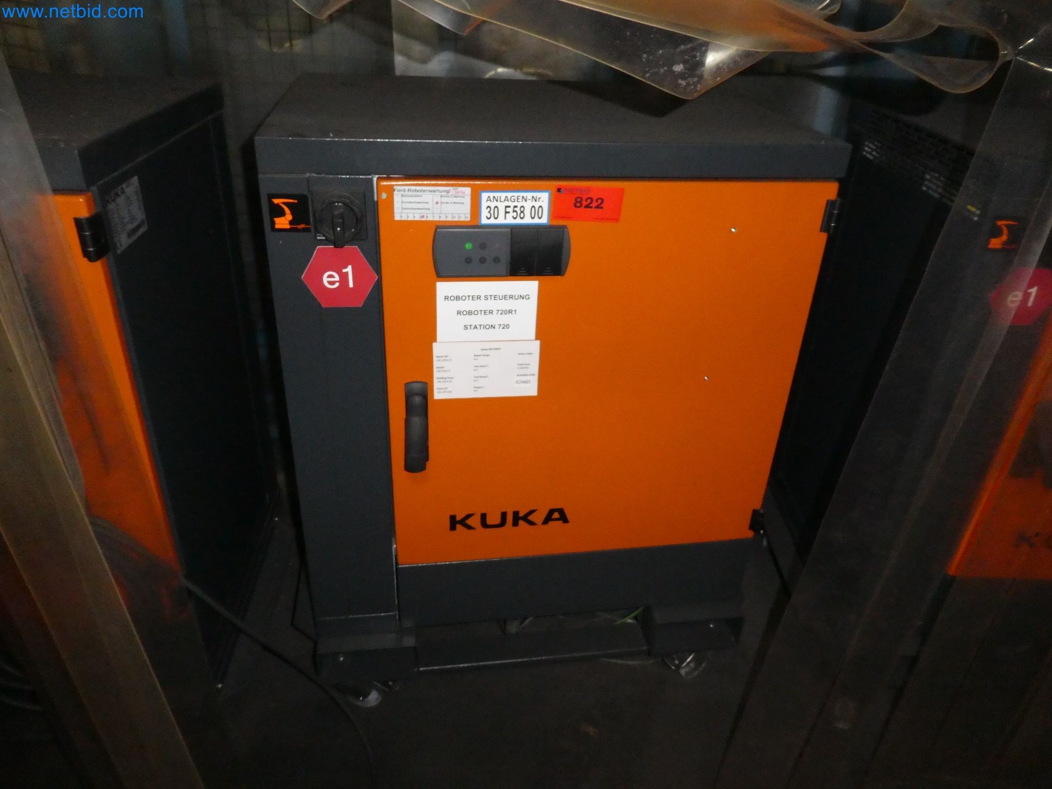 Robots, welding equipment and assembly accessories from the automotive industry-90