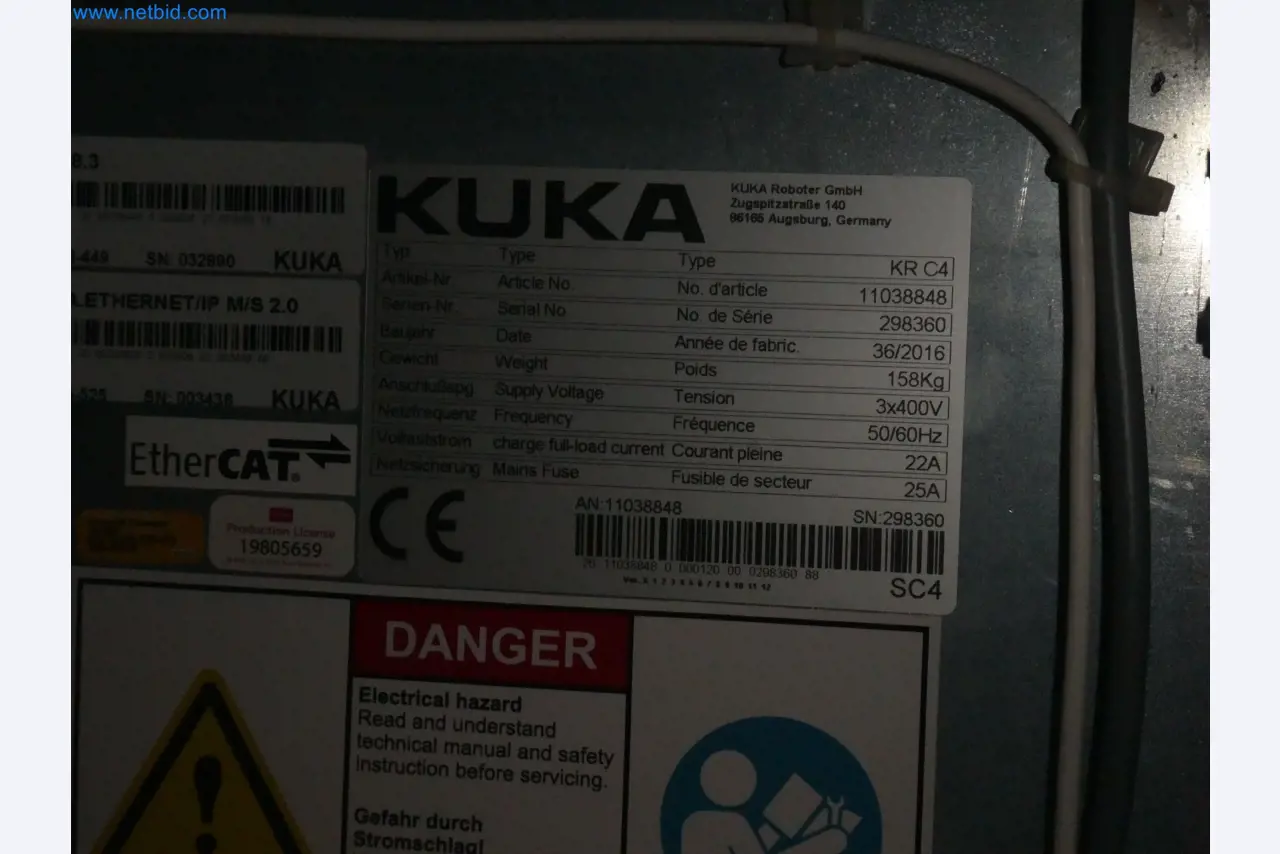 Robots, welding equipment and assembly accessories from the automotive industry-92